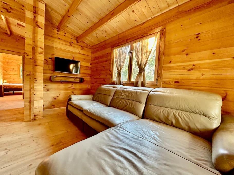Chalet Bois Jacuzzi Bessan Ngoại thất bức ảnh