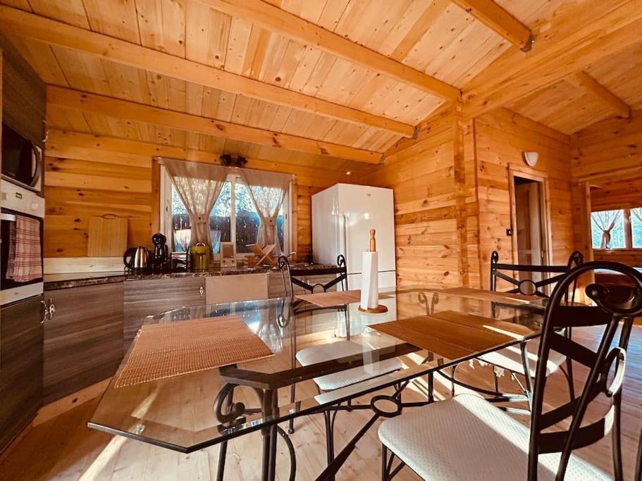Chalet Bois Jacuzzi Bessan Ngoại thất bức ảnh